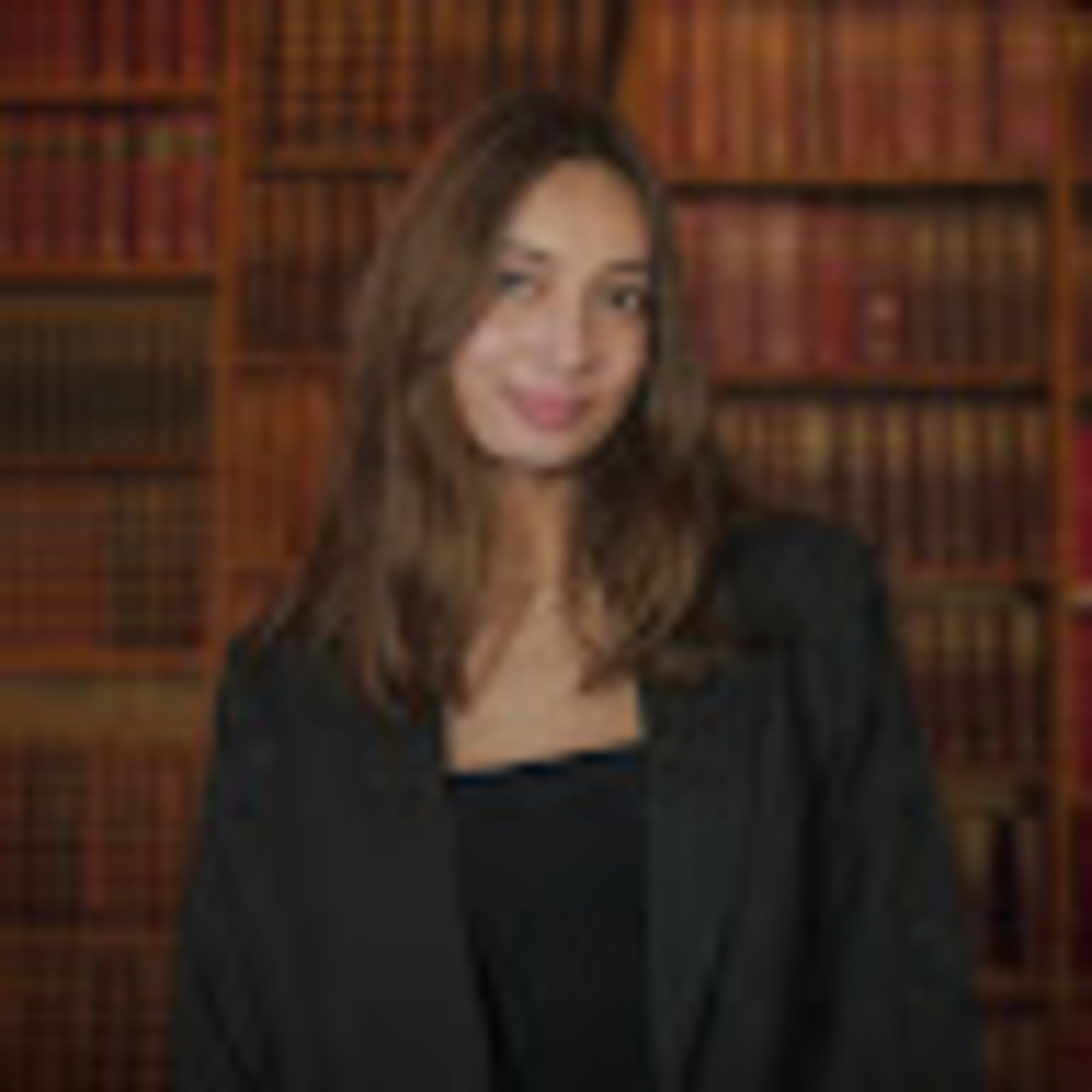 Meet your Posher, Mina